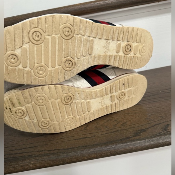 AUTH MENS GG LOGO WHITE GUCCI LEATHER SNEAKERS, SIZE 8, MADE IN ITALY - Picture 15 of 16